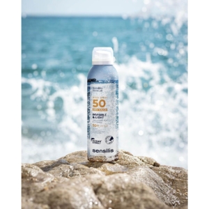 Solcreme til ansigtet Sensilis INVISIBLE & LIGHT Spf 50+ 250 ml